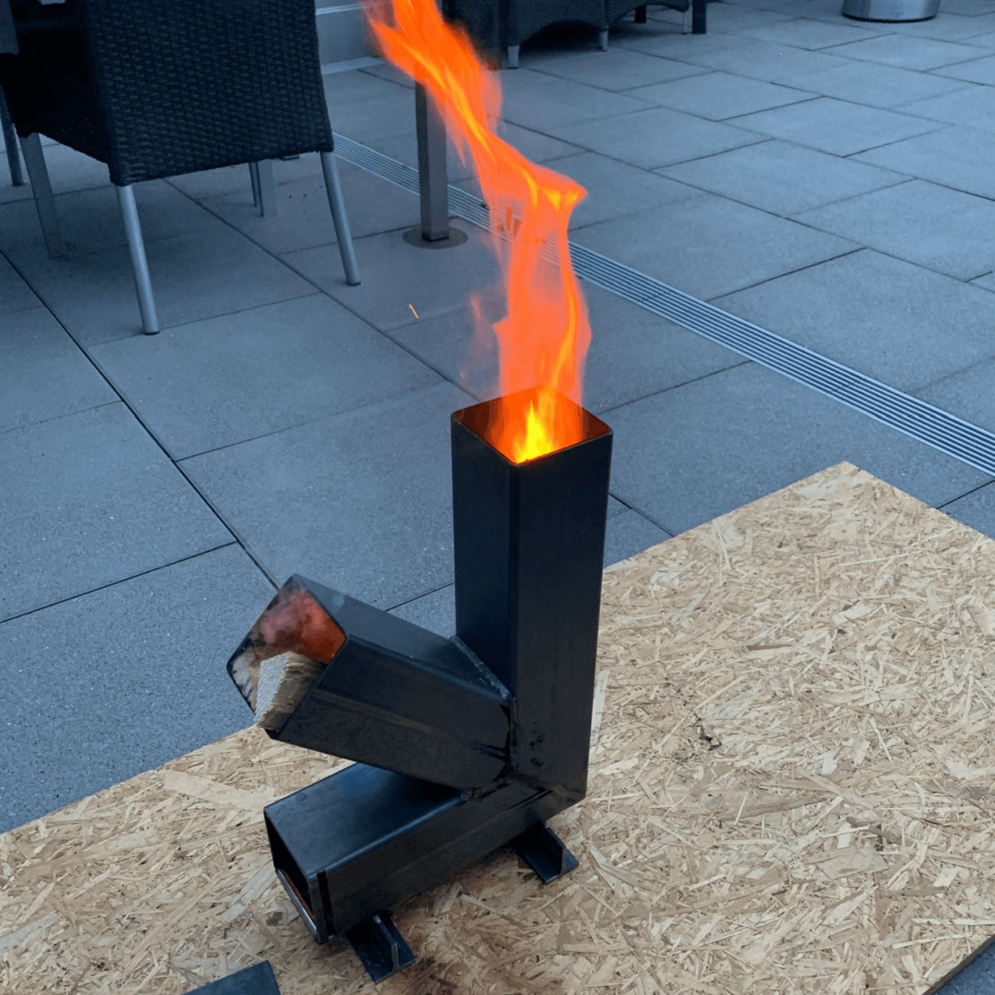 Raketenofen Rocket Flame kaufen – starke Flamme